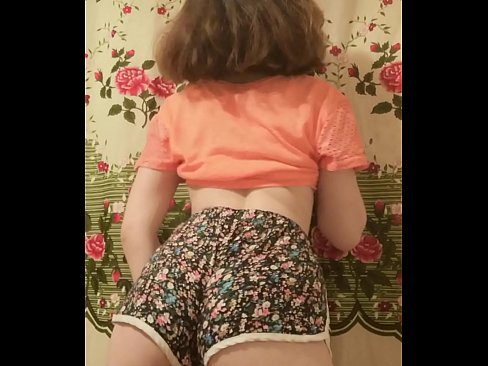 ❤️ Tânără sexy care se dezbracă de pantaloni scurți în fața camerei de filmat ️❌ at porn ro.porn-milf-300.ru