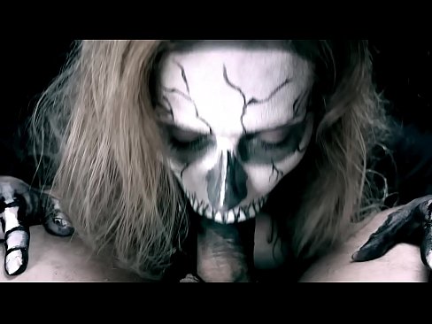 ❤️ Fată demonică sugând pula cu gura ei neagră și înghițind spermă. ️❌ at porn ro.porn-milf-300.ru